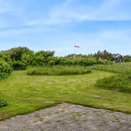 Verene - 400m From The Sea By Interhome *
